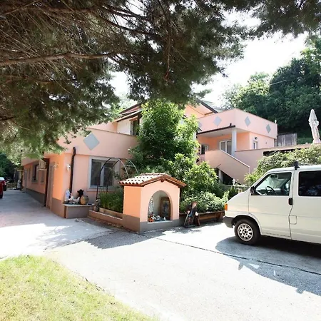 Homelike Retreat Buma Апартаменты