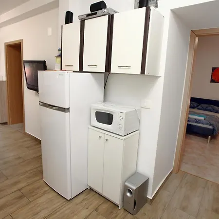 Homelike Retreat Buma Apartament Zgornje Skofije