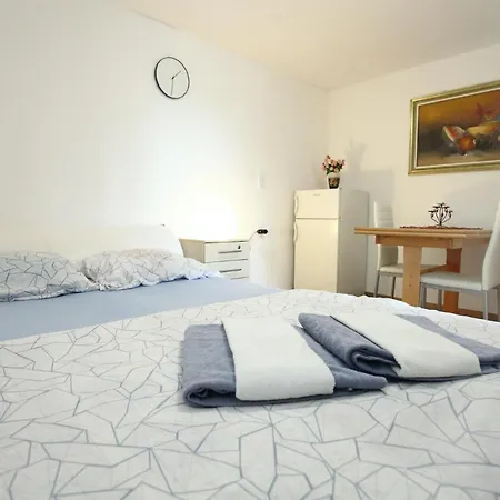 Apartament Homelike Retreat Buma Zgornje Skofije